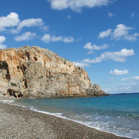 Agapi Holiday House Sívas Екстериор снимка