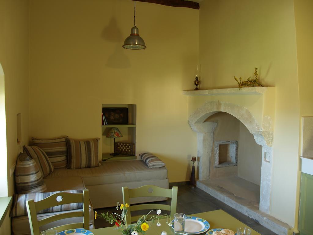 Agapi Holiday House Sívas Стая снимка