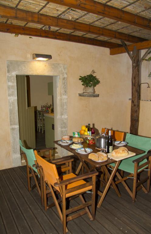 Agapi Holiday House Sívas Екстериор снимка